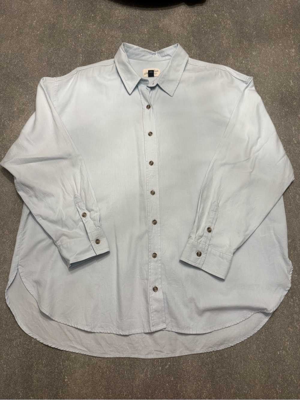 EUC Women’s Universal Thread Oversized Baby Blue 100% Cotton Button Up - Size XL